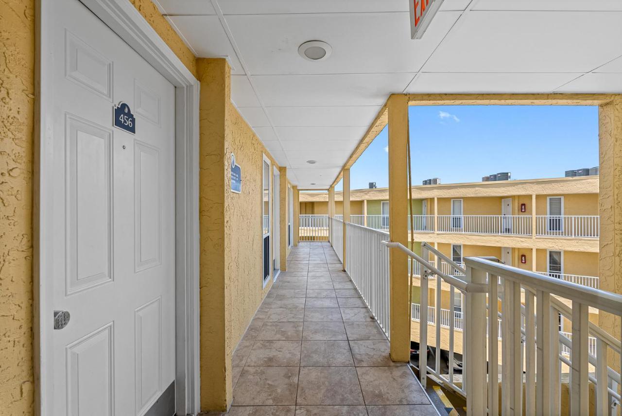 Villa Wake Up To The Ocean Breeze - Enjoy Amazing Views Tampa Exterior foto
