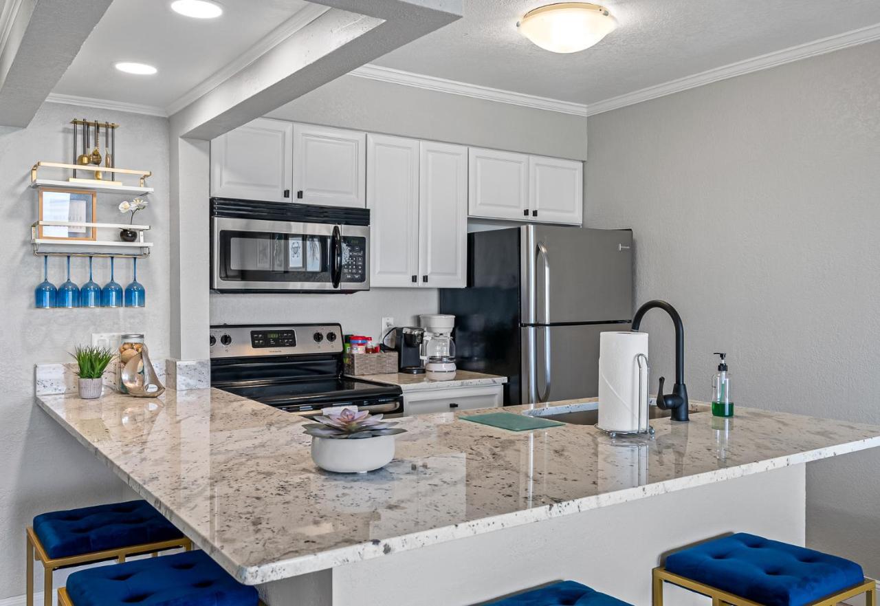 Villa Wake Up To The Ocean Breeze - Enjoy Amazing Views Tampa Exterior foto