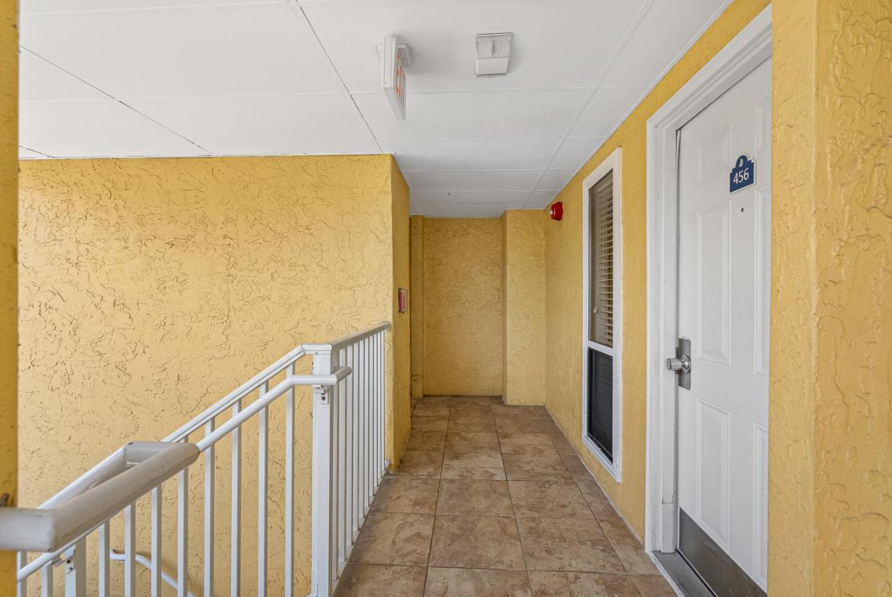 Villa Wake Up To The Ocean Breeze - Enjoy Amazing Views Tampa Exterior foto