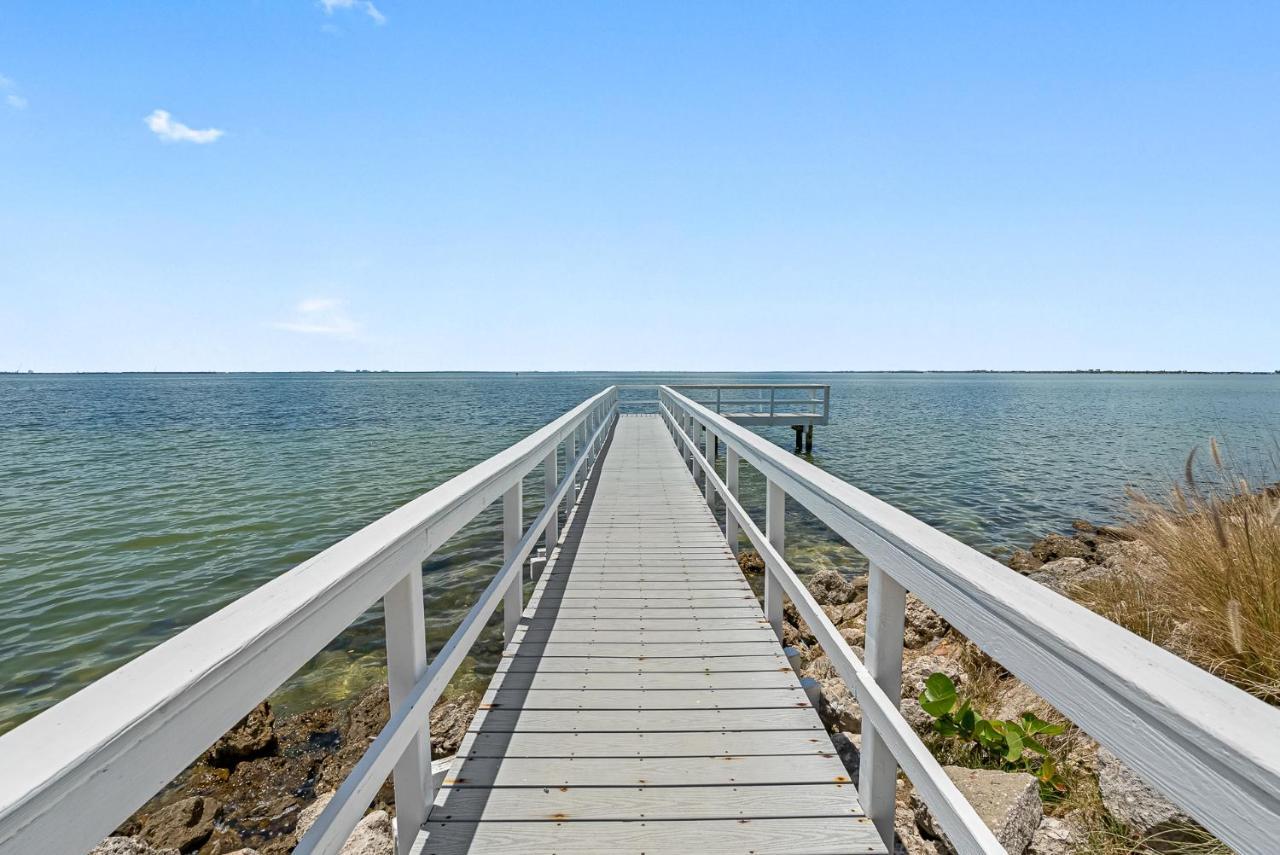 Villa Wake Up To The Ocean Breeze - Enjoy Amazing Views Tampa Exterior foto
